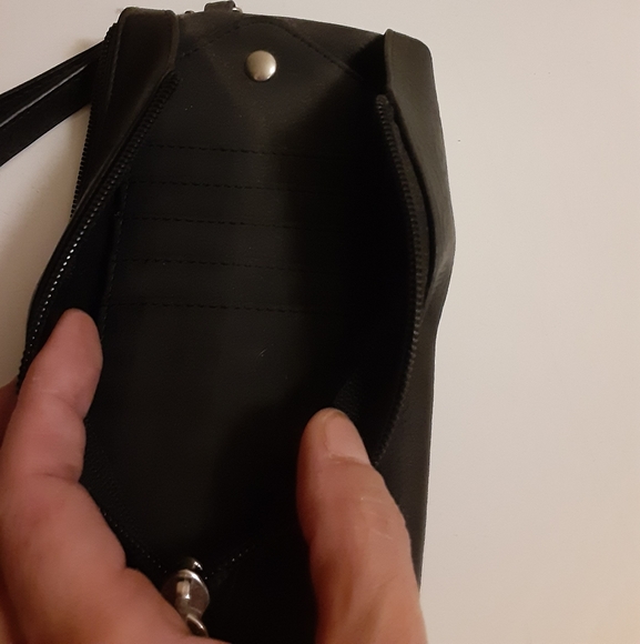 Wallet - Picture 2 of 6